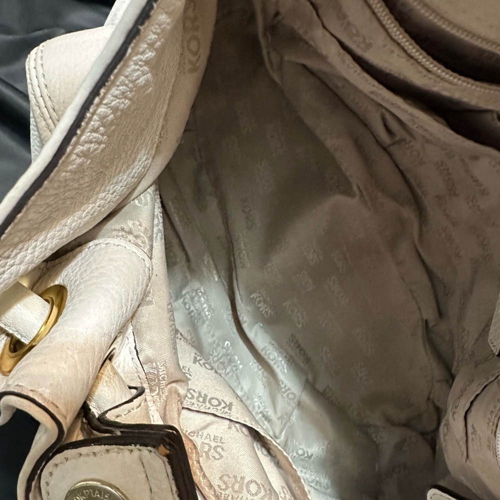 Michael Kors Cream Leather Hobo Bag - Picture 6 of 10